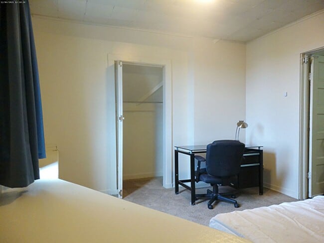 Building Photo - 113 Comstock Pl