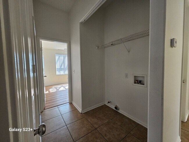 Building Photo - 13337 Calle Amapola