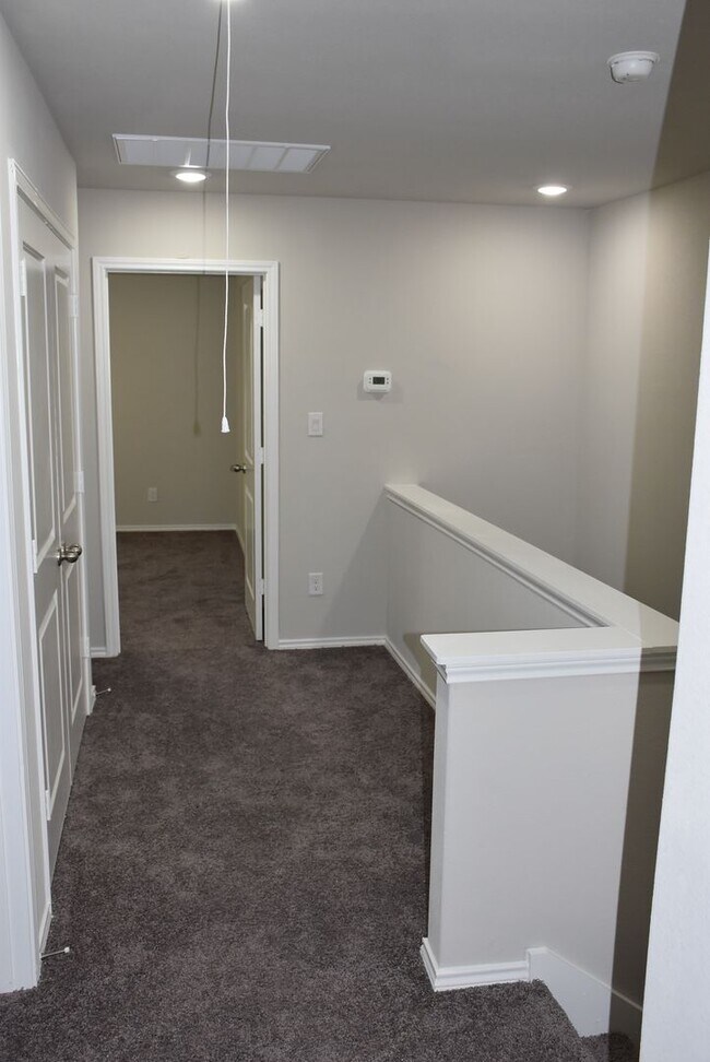 Building Photo - 8911 FM1560