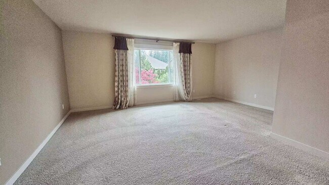 Building Photo - Beautiful 5 Bed 3.5 Bath Home in Redmond R...