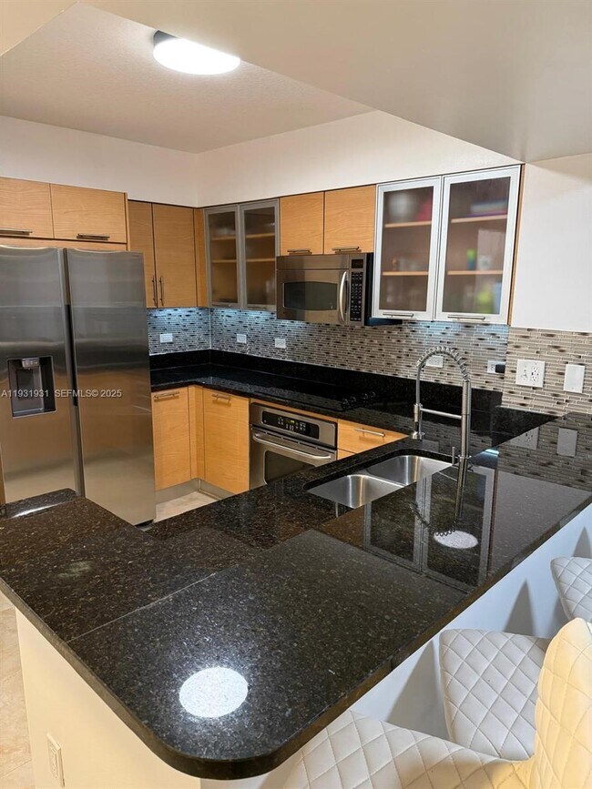 Building Photo - 31 SE 5th St