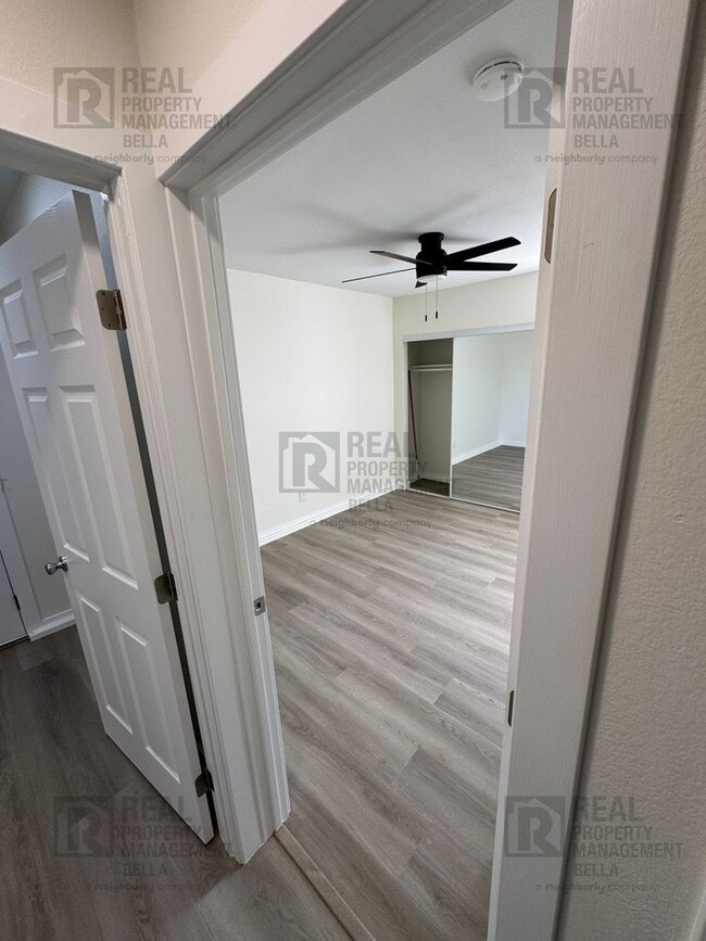 Building Photo - Spacious Single-Story 7-Bedroom Home with Open Layout & Abundant Natural Light