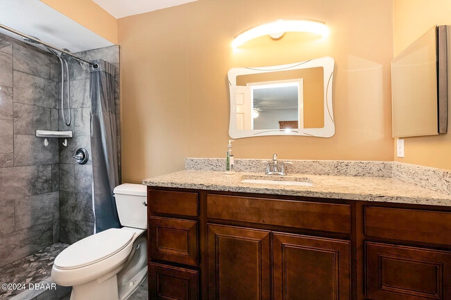 Building Photo - 145 Riverwalk Ct