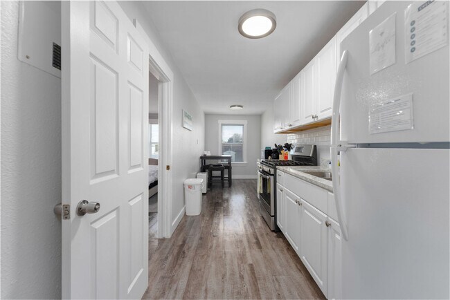 Building Photo - 1116 Morgan Ave