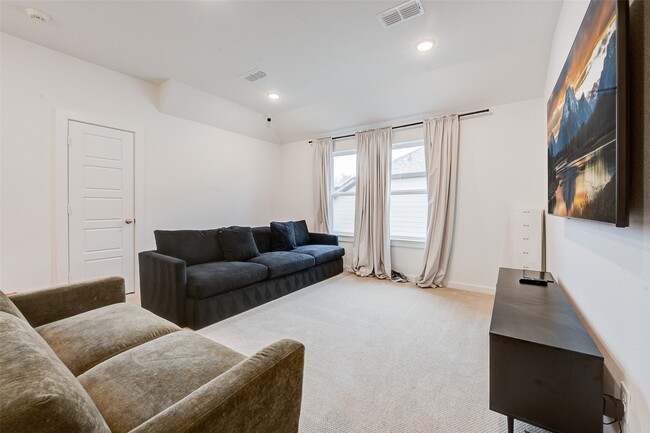 Building Photo - 4606 Wax Myrtle Ct