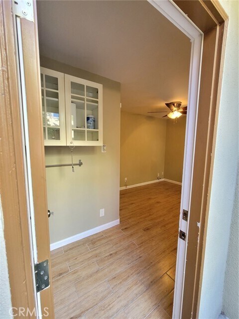 Building Photo - 321 Manhattan Ave