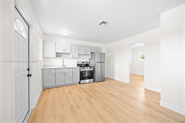 Building Photo - 10521 SW 184th St