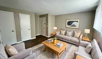 Building Photo - MOORMAN PLACE APARTMENTS