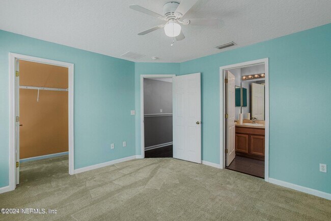 Building Photo - 1500 Calming Water Dr