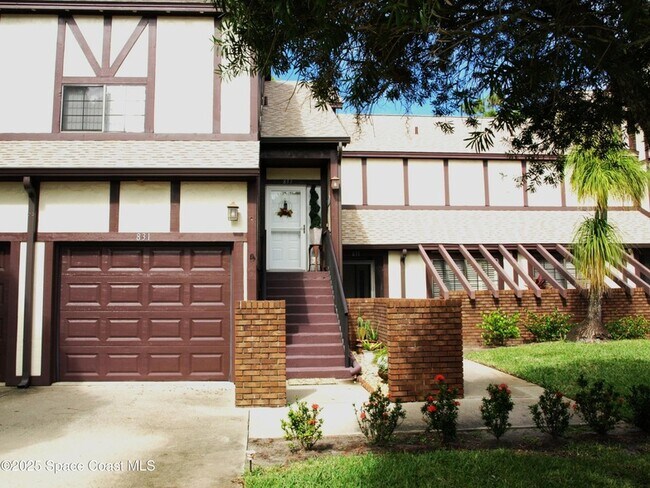 Building Photo - 831 Greenwood Manor Cir