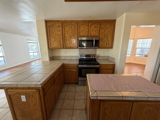 Building Photo - 5800 Potenza Ln