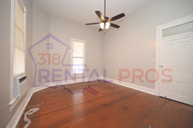 Building Photo - 608/610 S Bonner St