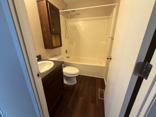 Building Photo - 76 E U.S. Hwy 6