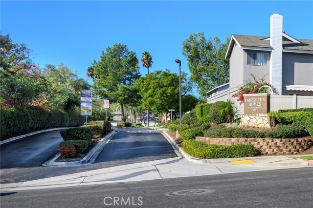 Building Photo - 6644 Bridle Cir