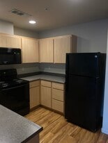 Building Photo - 1300 Market St