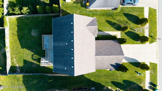 Building Photo - 5001 Middlesex Dr
