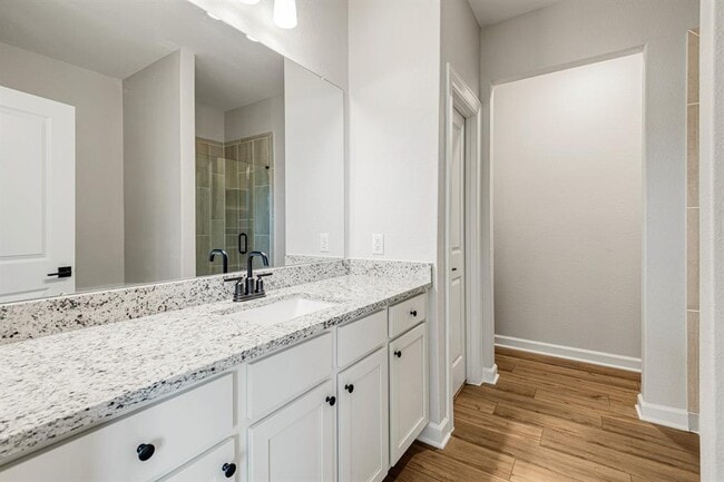 Building Photo - 15691 Honey Cv Dr