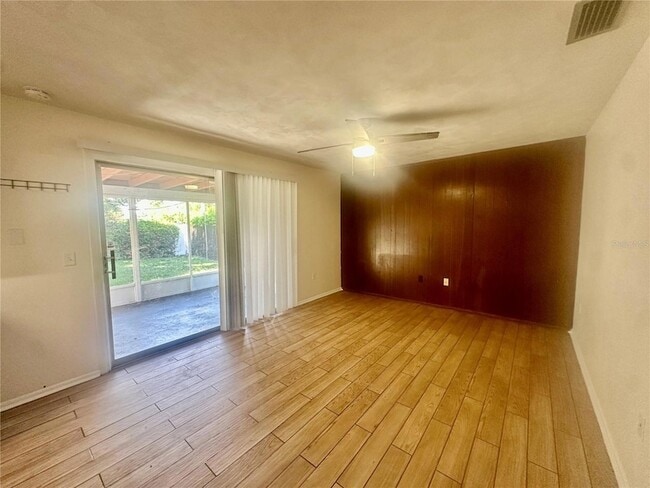 Building Photo - 141 Poe Dr