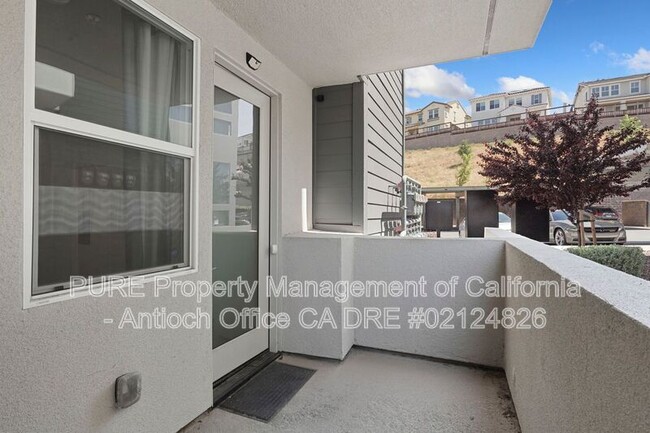 Building Photo - 2600 Wildflower Sta Pl