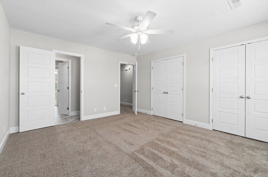 Building Photo - 224 Drayton Dr