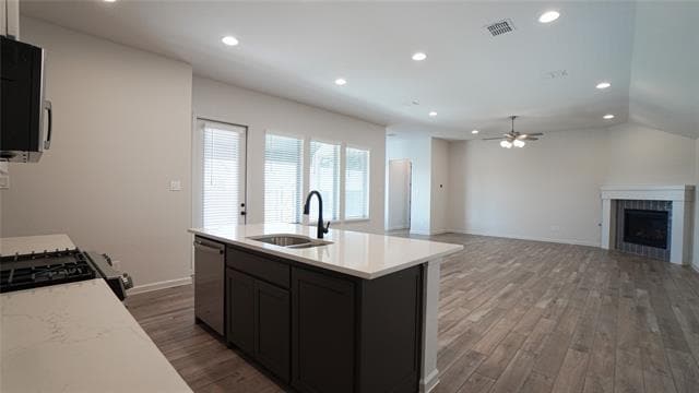 Building Photo - 4104 Hudson St