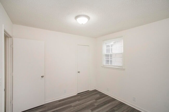 Building Photo - 108 Panamint Dr