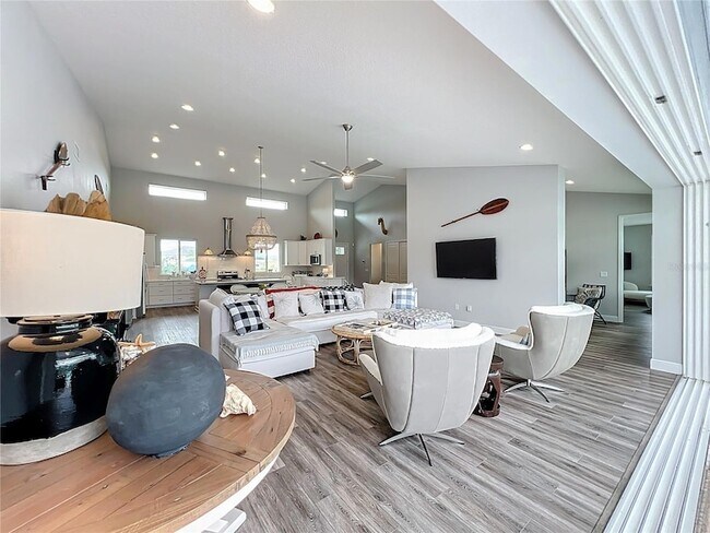 Building Photo - 10224 South Bay Lake Rd