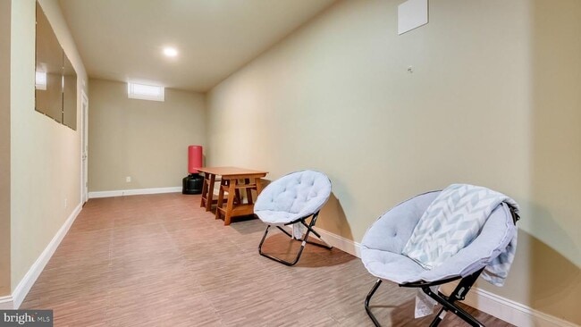 Building Photo - 28 Croft Dr