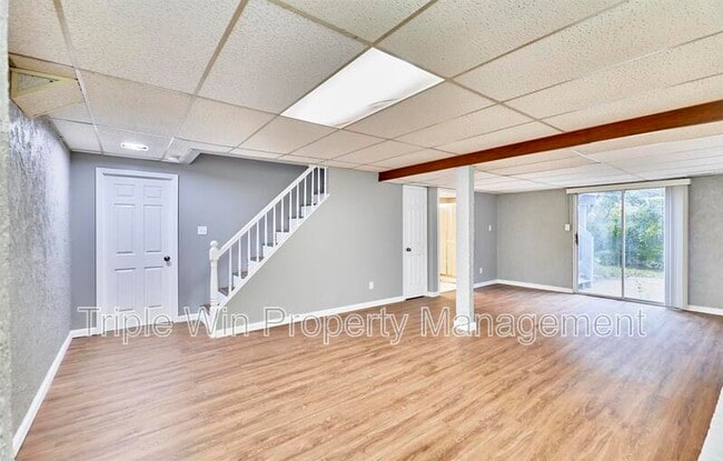 Building Photo - 1661 Rishon Hill Dr