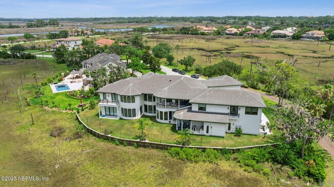 Building Photo - 463 Royal Tern Rd S