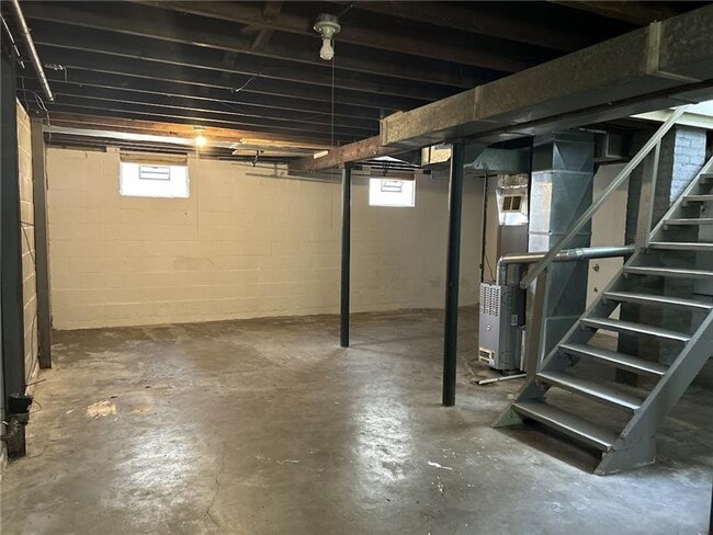 Building Photo - 2618 Alvarado Blvd