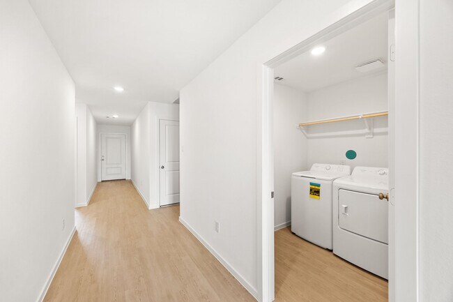 Building Photo - 3004 Wild Dunes Dr