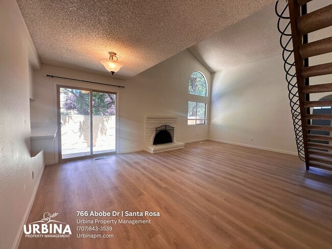 Building Photo - Newly Renovated 3 Bedroom Home with Community Pool and Two-Car Garage