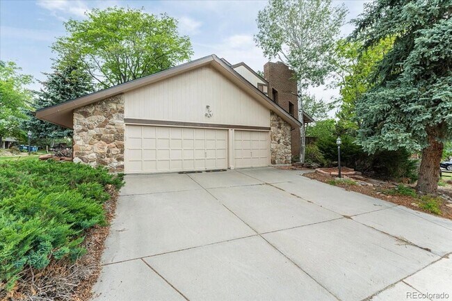 Building Photo - 10193 Meade Ct