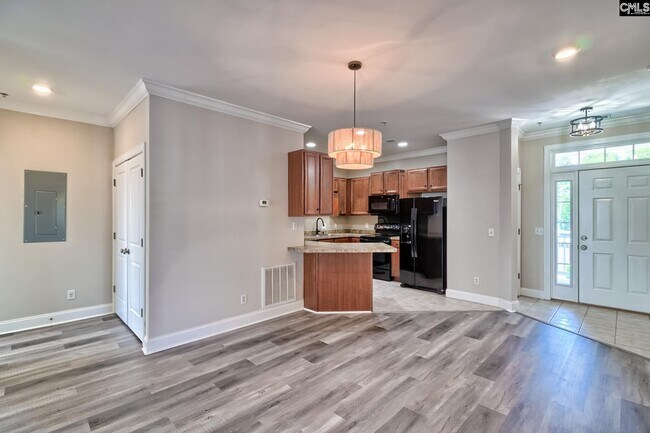 Building Photo - 118 Sandlapper Way