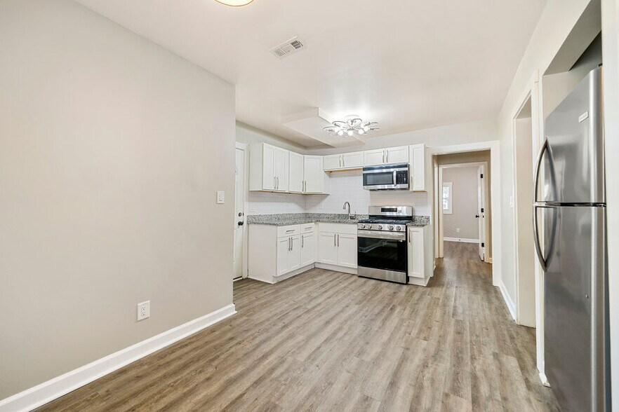 Building Photo - 600 Frasier St SE