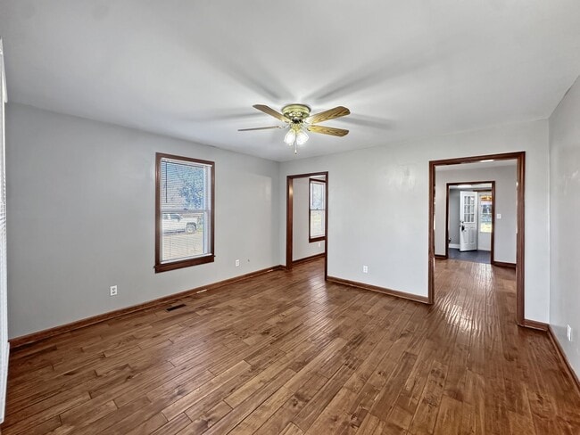 Building Photo - Cozy 2 bedroom home for rent!