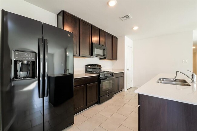 Building Photo - 10952 SW 23rd Pl