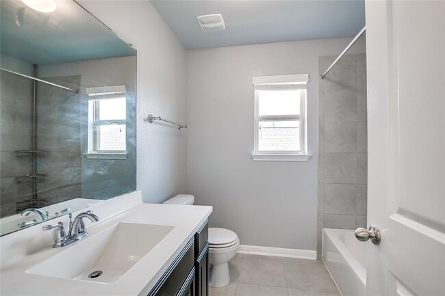 Building Photo - 2723 Enza Ct