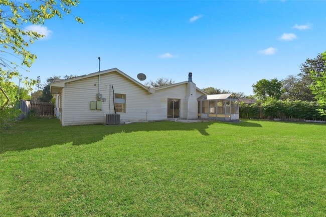 Building Photo - 7138 Mobud Dr