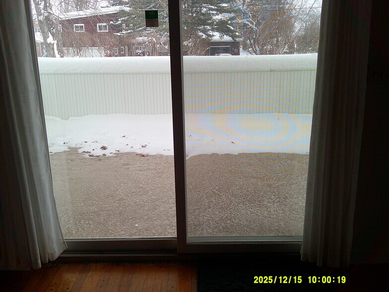 Building Photo - 8843 Karlen Rd