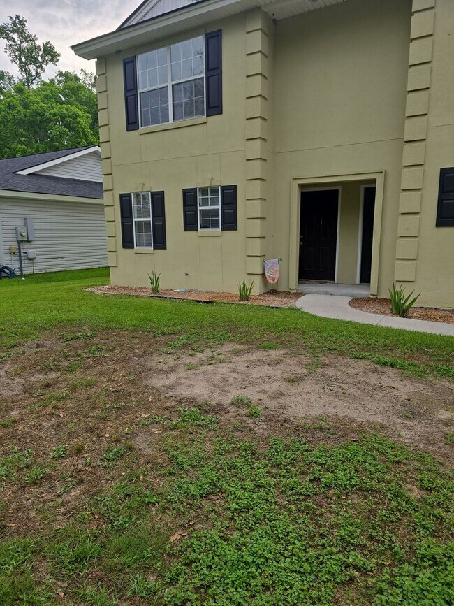 Building Photo - Savannah 2 Bed Townhome for Rent