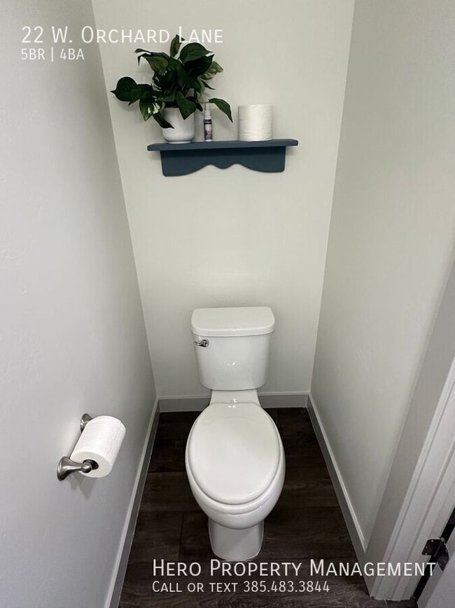 Building Photo - 22 W Orch Ln