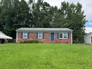 Building Photo - Available to Show
