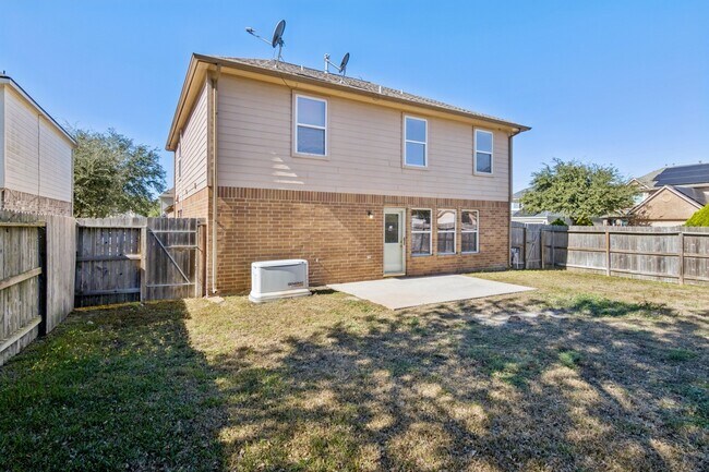 Building Photo - 20938 Fox Trot Ct