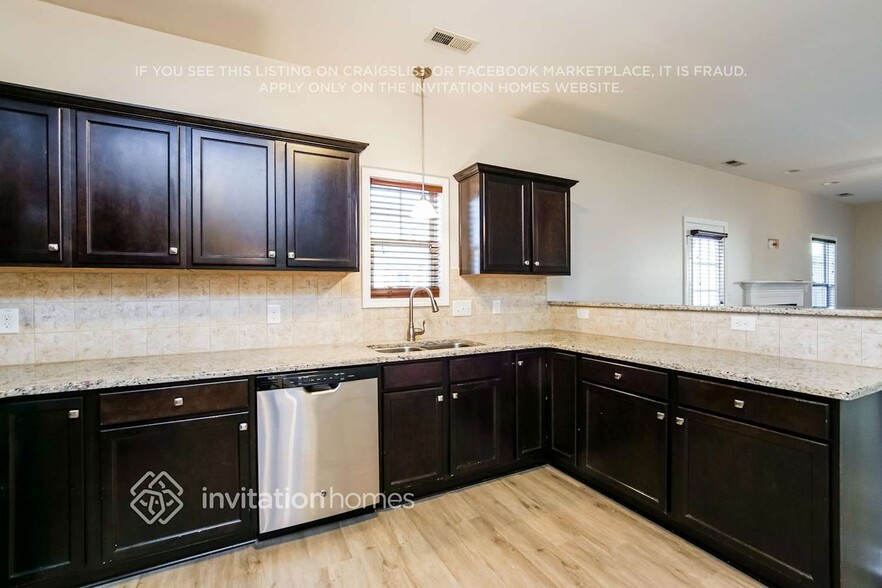 Building Photo - 417 McCarthy Dr