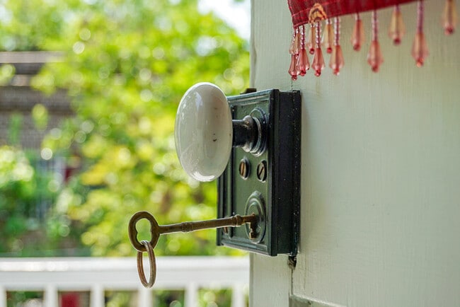 Building Photo - 6 Wentworth St