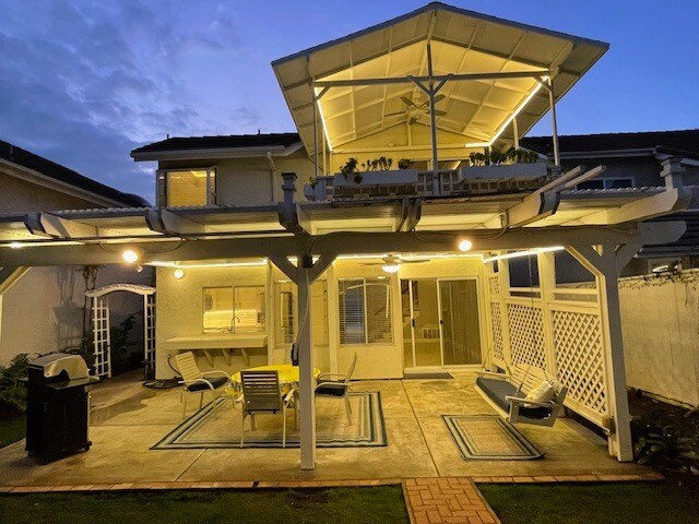 Patio and 2nd story balcony - 10545 Kemerton Rd