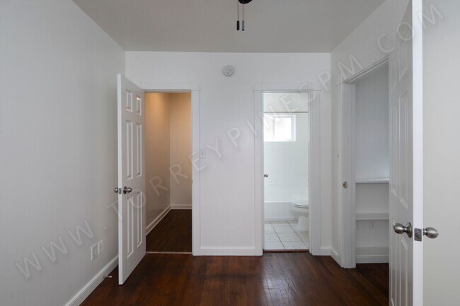 Building Photo - *OPEN HOUSE: 6/21 9:30-10:30AM* 1BR Betwee...