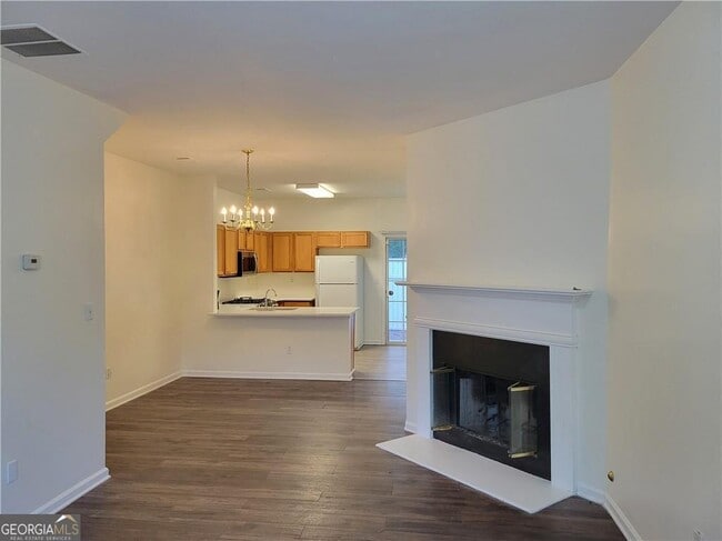 Building Photo - 1497 Cove Creek Cir